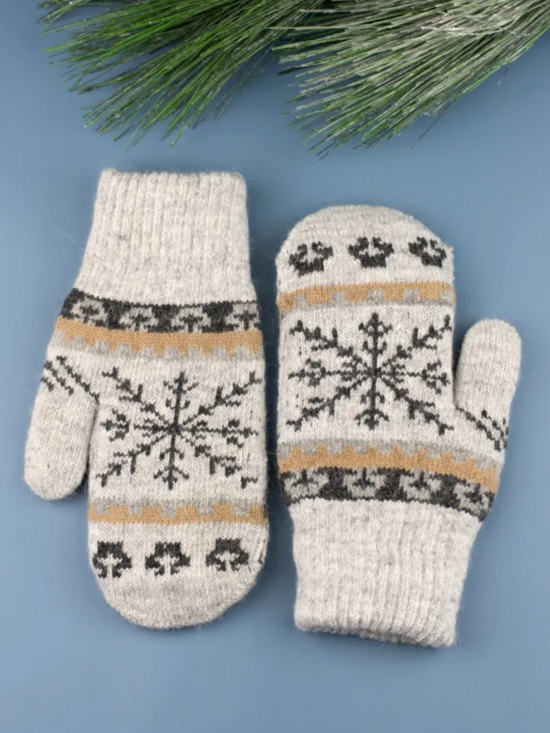 27 Nordic Snowflake Mittens