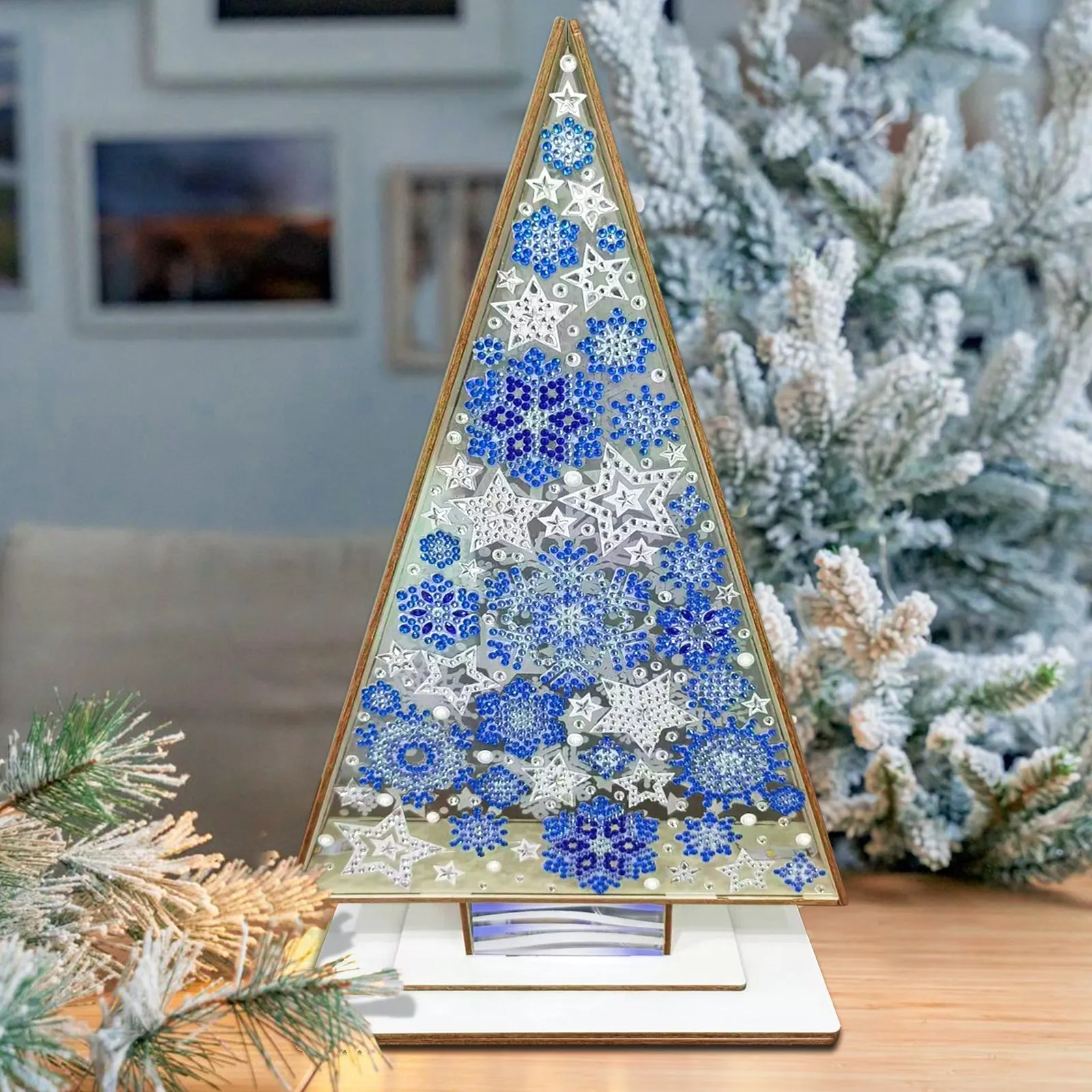 "Snowflakes" Crystal Art LED Tree